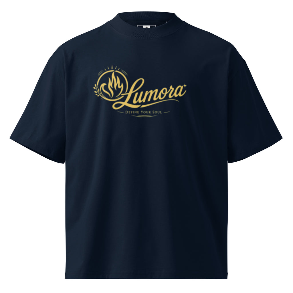 Camiseta oversize LUMORA Signature unisex azul marino logo dorado caligrafía — Define Your Soul